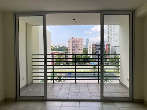 Apartment for rent in Parque Lefevre PH Santerra