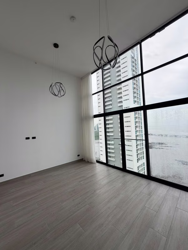 Brand-New Luxury Ocean View Apartment in Coco del Mar | 3 Bedrooms | From $2,100