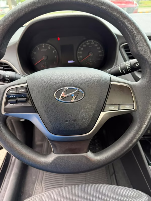 HYUNDAI ACCENT 2023 AUTOMATICO