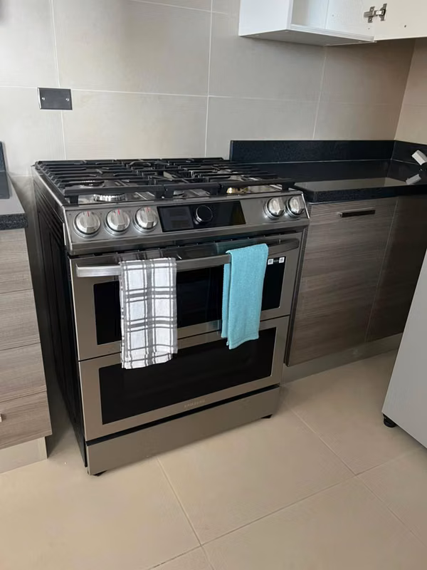 Luxury Apartment in Punta Paitilla | Furnished | 3 Bedrooms | Balcony and Spacious Layout