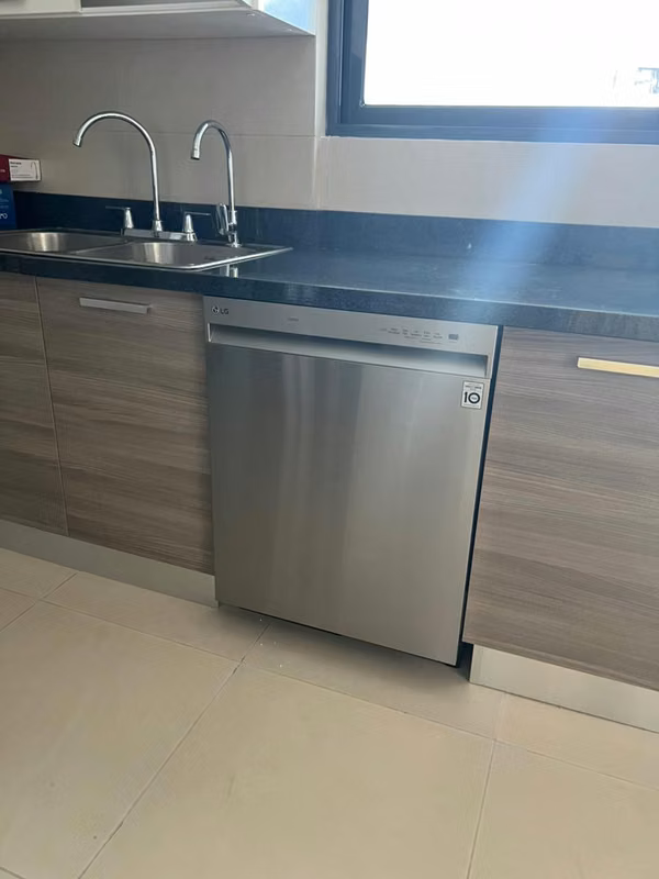 Luxury Apartment in Punta Paitilla | Furnished | 3 Bedrooms | Balcony and Spacious Layout