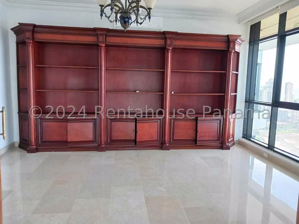 Apartment for Rent in Avenida Balboa BDP