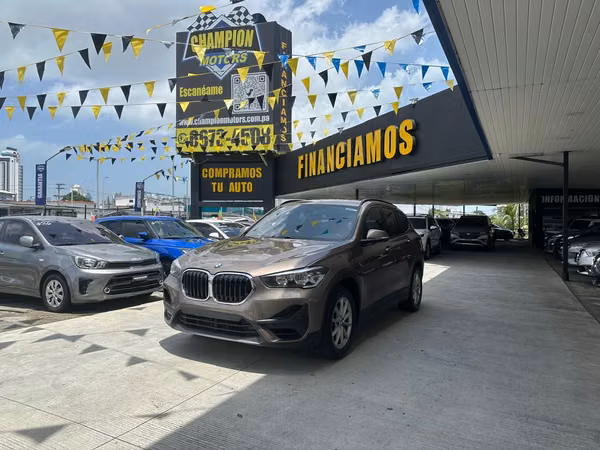 BMW XI 2021