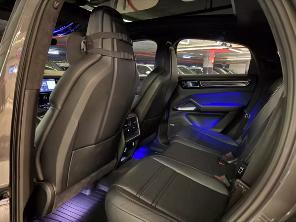 PORSCHE CAYENNE TURBO S E-HYBRID 2020