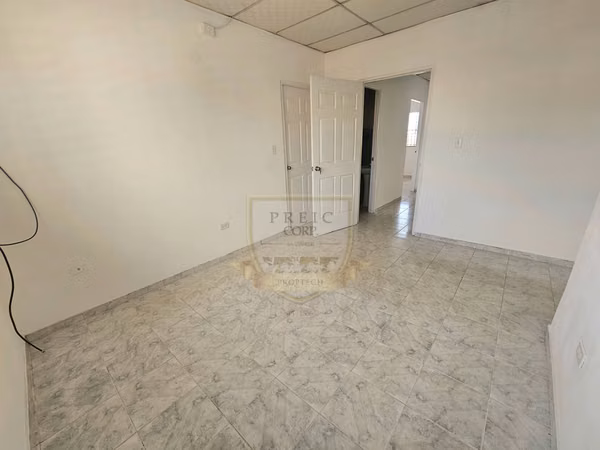 HOUSE FOR RENT 3 BEDROOMS WITH PATIO