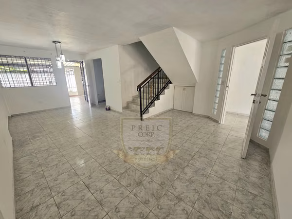 HOUSE FOR RENT 3 BEDROOMS WITH PATIO