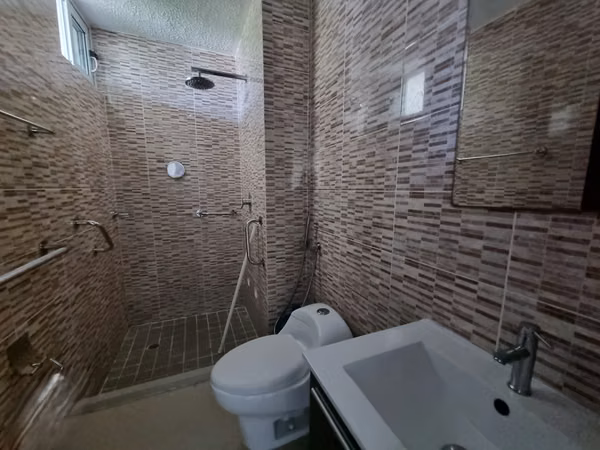 URGENT, OPPORTUNITY ENJOYED IN Ground Floor with garden 3 hab HH ALTAMIRA GARDENS