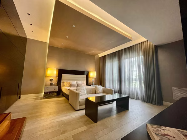 Contemporary Design Home in Coco del Mar | Private Pool, Sauna, Wine Cellar &amp; Home Theater | 780 m²