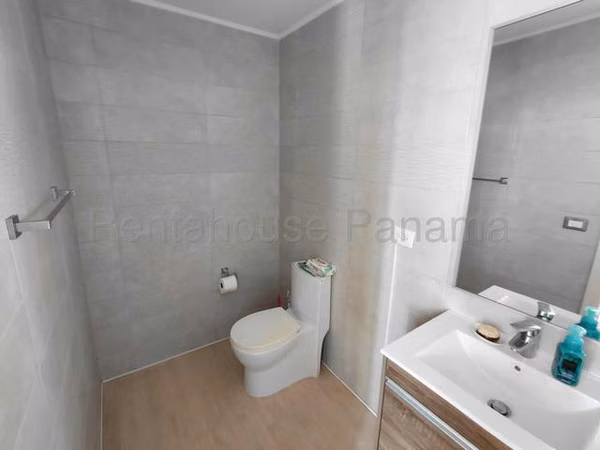 SALE OF CONVENIENT AND BEAUTIFUL APARTMENT COCONUT DEL MAR 26CDY5145