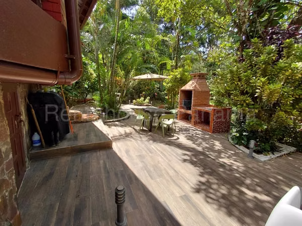 VENDO LA CASA DE ENSUEÑO QUE SIEMPRE HAS BUSCADO EN CERRO AZUL 26CDY7194