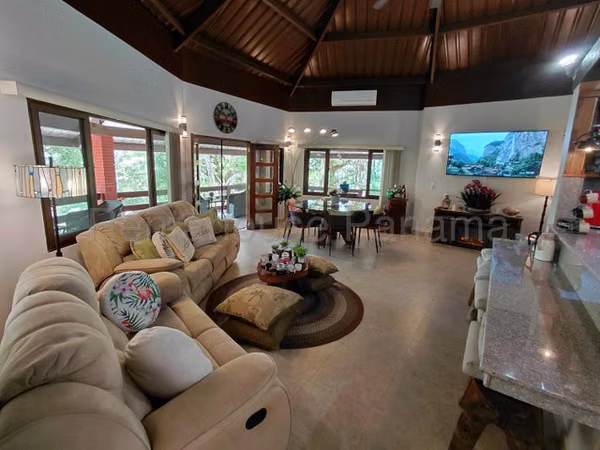 VENDO LA CASA DE ENSUEÑO QUE SIEMPRE HAS BUSCADO EN CERRO AZUL 26CDY7194