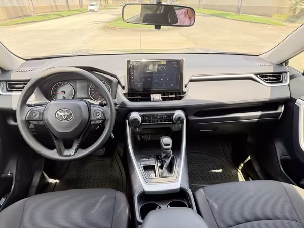 Toyota Rav4 2021 a solo $18,900