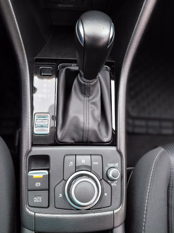 MAZDA CX-3, 1.6 L, AÑO 2024, KM 20.208, B/ 16,900.00