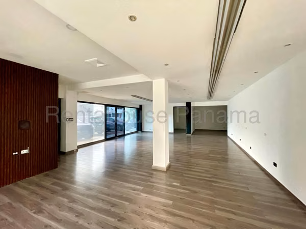 Alquiler Local Comercial en El Carmen 27YCG177