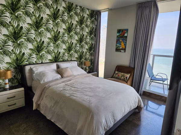 Apartment for short rent at Arts and Yoo Panama.