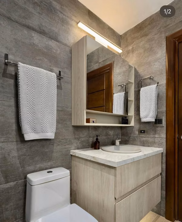 Designer Apartment | Fully Furnished | 101 m²