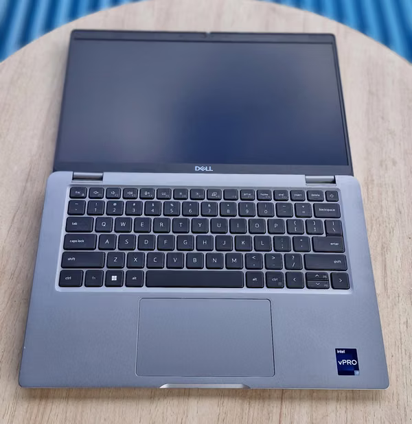 Powerful Dell Latitude 5340 Core i7 1365U SSD 512GB 32GB RAM As New