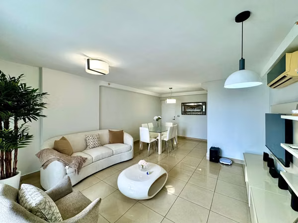 Venta de Apartamento en PH Rokas 1, Ancón