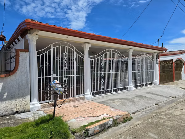 House for rent in Chanis