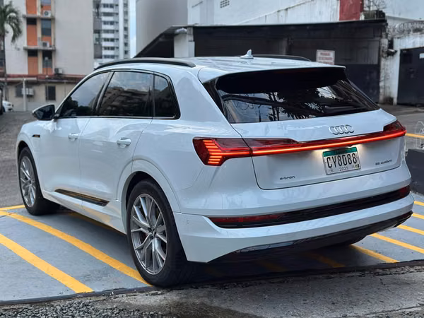 AUDI E-TRON 2020