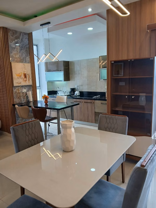 Rental Apartment San Francisco- Via Porras Amoblado Fte Parque Omar