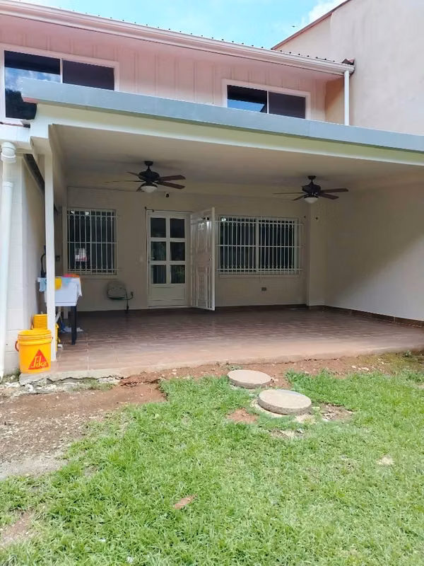 ALQUILO CASA CLAYTON