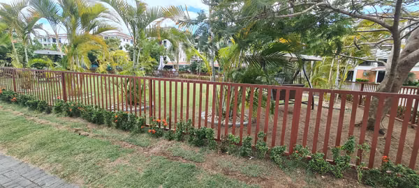 VENDO APARTAMENTO. COSTAMARE. COSTA SUR. PLANTA BAJA. TOCUMEN. OPORTUNIDAD.