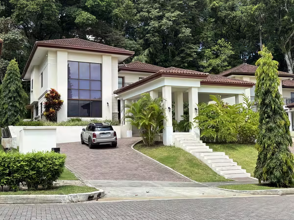 Casa en Venta Clayton Residencial Los Senderos