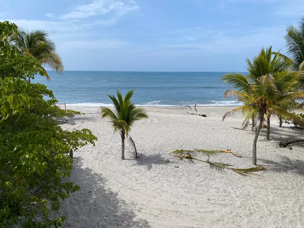 Great Investment Opportunity in Playa Corona – Spacious Private Terrace