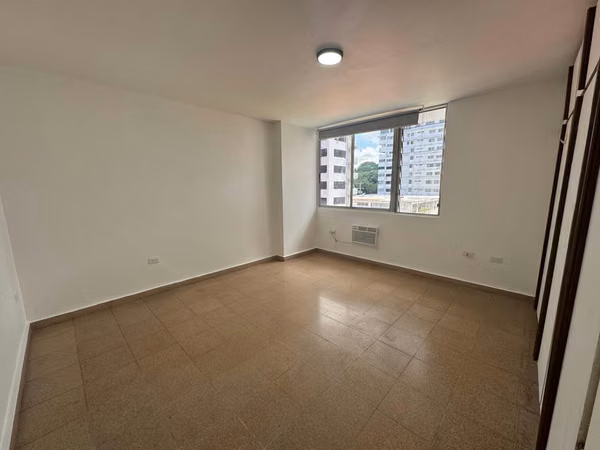 APARTMENT FOR RENT EL CANGREJO PH HILTON PARK MLD