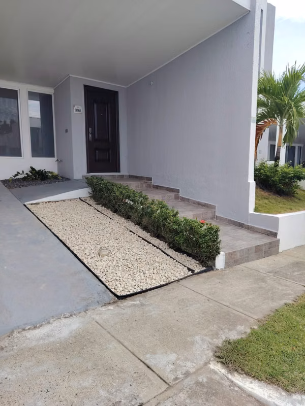 Venta de Casa en Coronado de 3 recamaras con Club de Playa
