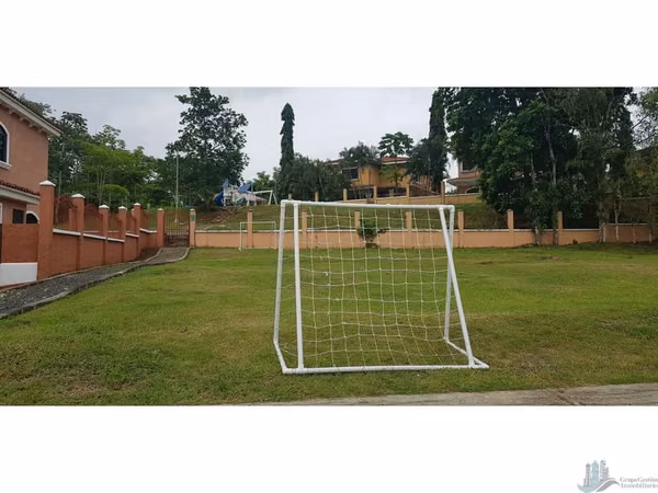 HOUSE FOR RENT IN CLAYTON, 4 BEDROOMS WITH POOL, CLAYTON VILLAGE MLD