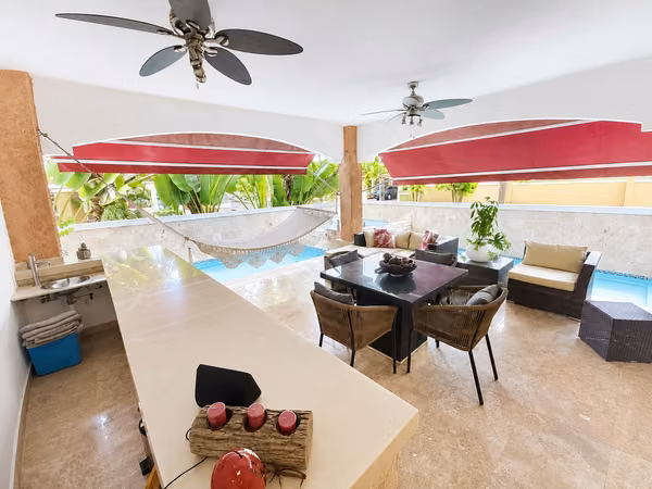 HOUSE FOR RENT IN CLAYTON, 4 BEDROOMS WITH POOL, CLAYTON VILLAGE MLD
