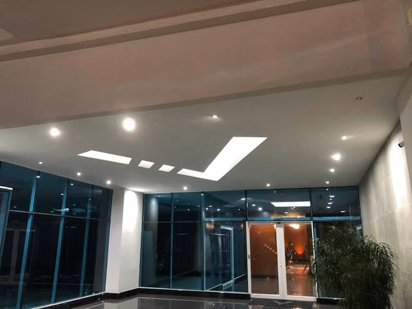 SALE - APARTMENT VITRI - FACING THE SEA, EAST COAST