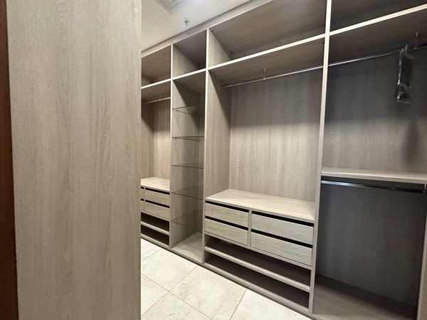 ARIA -4 ROOMS WHITE LINE $5,800