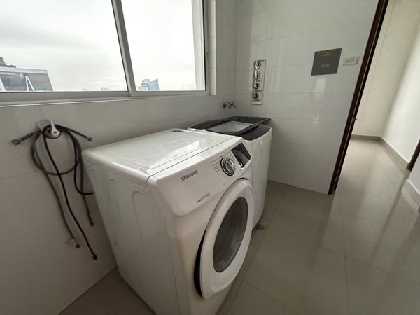 ARIA -4 ROOMS WHITE LINE $5,800