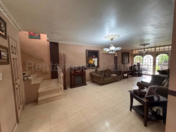 Venta de Casa en El Crisol Cerro Lindo Solo Cliente Directo MC