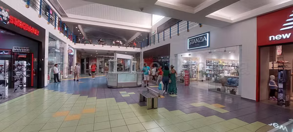 VENTA LOCALES INVERSION ALBROOK MALL 26ML5324