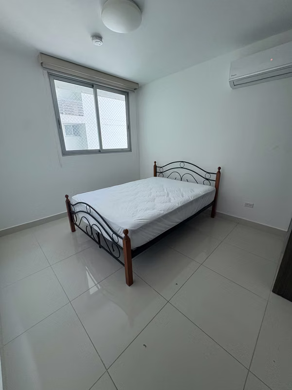 Beautiful 2 bedroom apartment, furnished