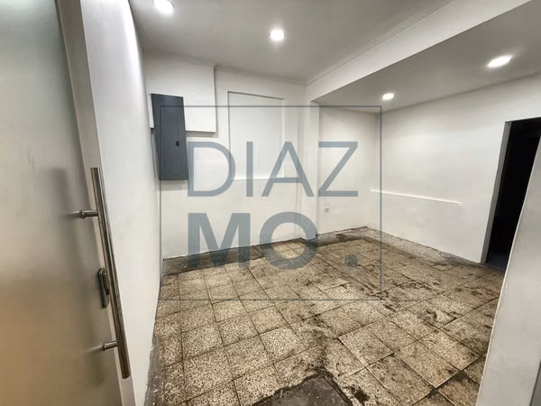 Rental House for Commercial Use