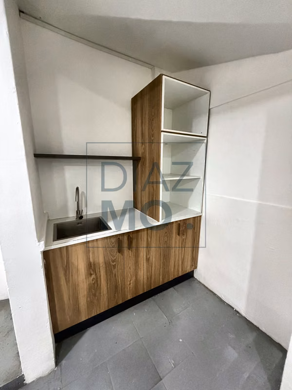 Rental House for Commercial Use
