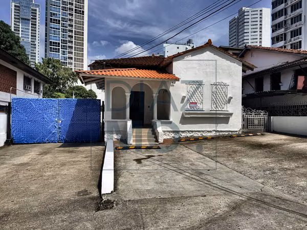 Rental House for Commercial Use