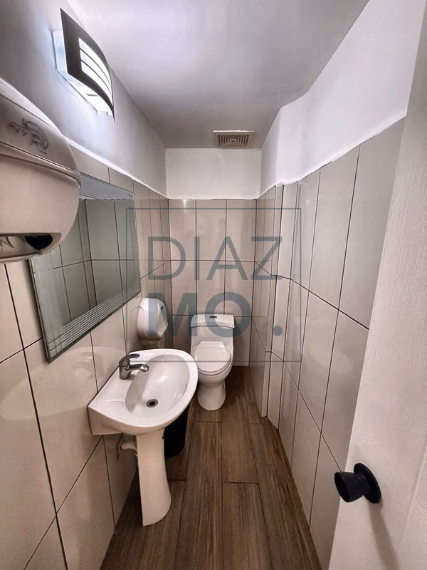 Rental House for Commercial Use