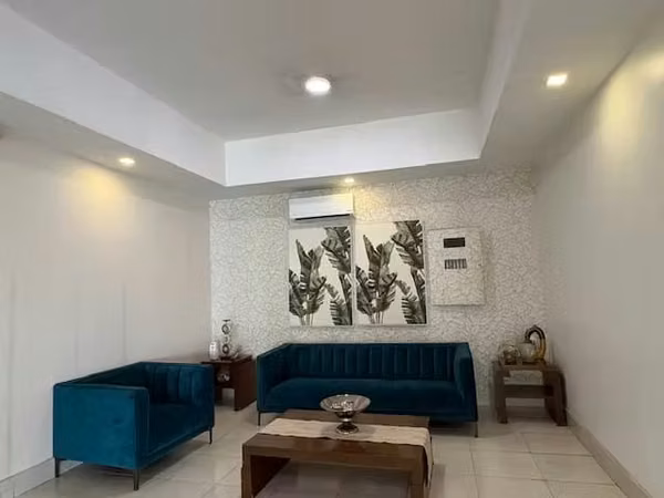 Rental Apartment in Edison Park Ph Majestic Gardens
