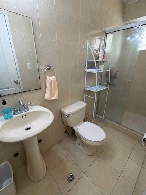 Rental Apartment in Edison Park Ph Majestic Gardens