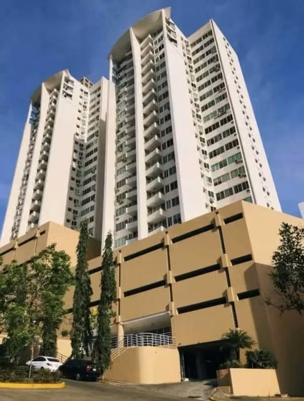 Rental Apartment in Edison Park Ph Majestic Gardens