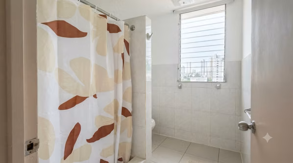 Apartamento en Via porras I amoblado I 2 Rec I frente al parque omar