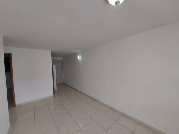 Central apartment in the P.H. Residencial Llano Bonito 2 bedroom, 1 bathroom