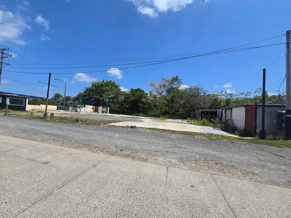 SE ALQUILA  TERRENO    LA CHORRERA PARA ESTACIÓN DE COMBUSTIBLE