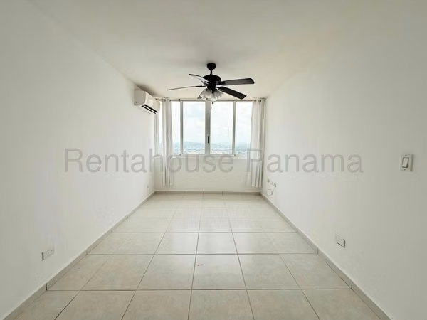 Venta de apartamento en Bayview MPM27-840